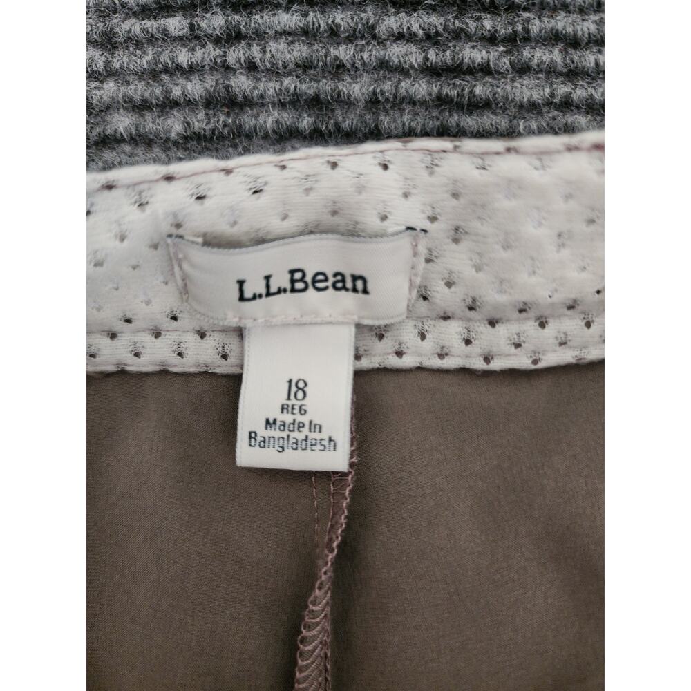 L.L. Bean Women's Size 18 Ash Brown Water-Repellent Comfort Trail Skort - Picture 8 of 13